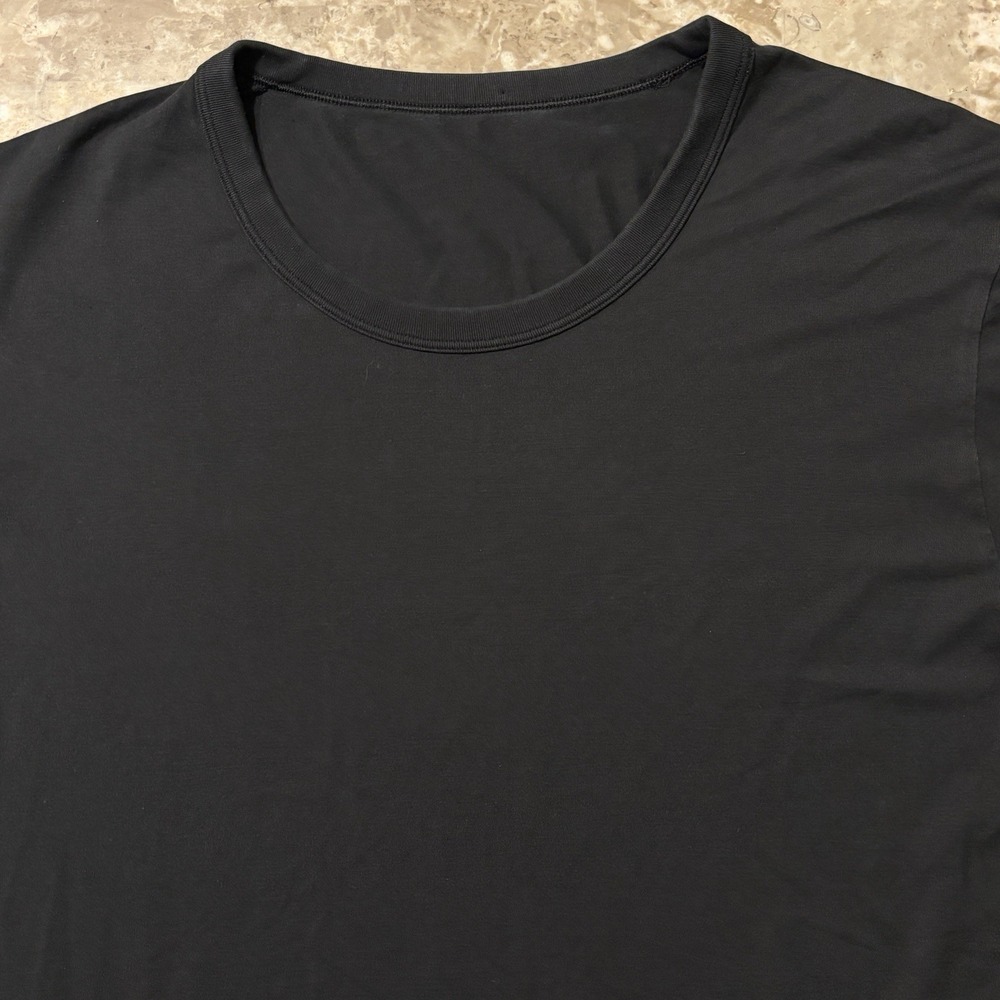 Lululemon Shirt Mens L The Fundamental Black Tee Short Sleeve Gym Yoga Lounge